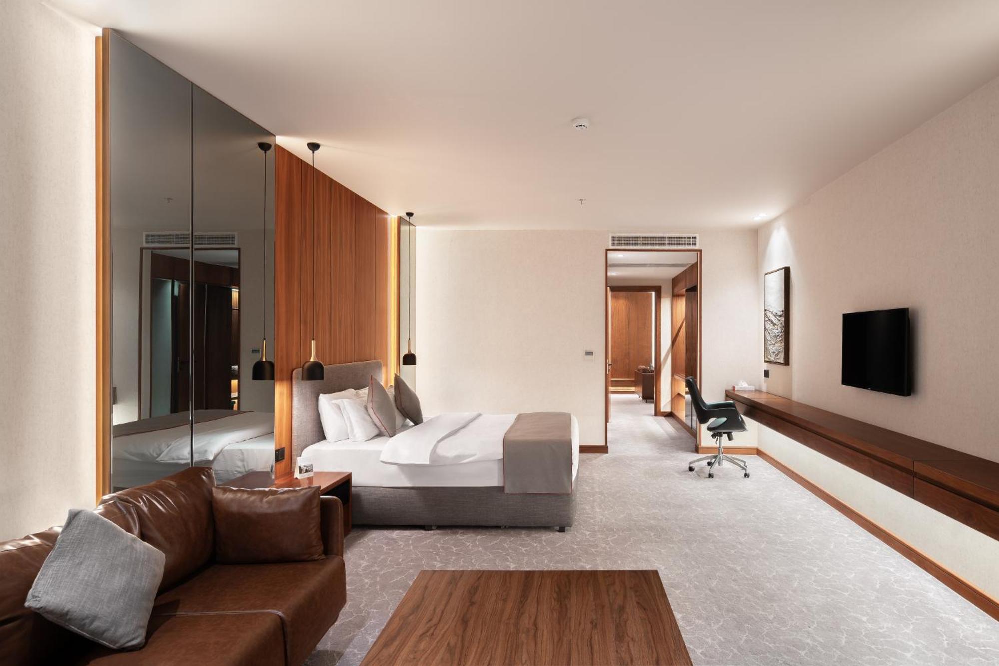 Ramada By Wyndham - Sulaymaniyah Salim Street Hotel Exterior photo