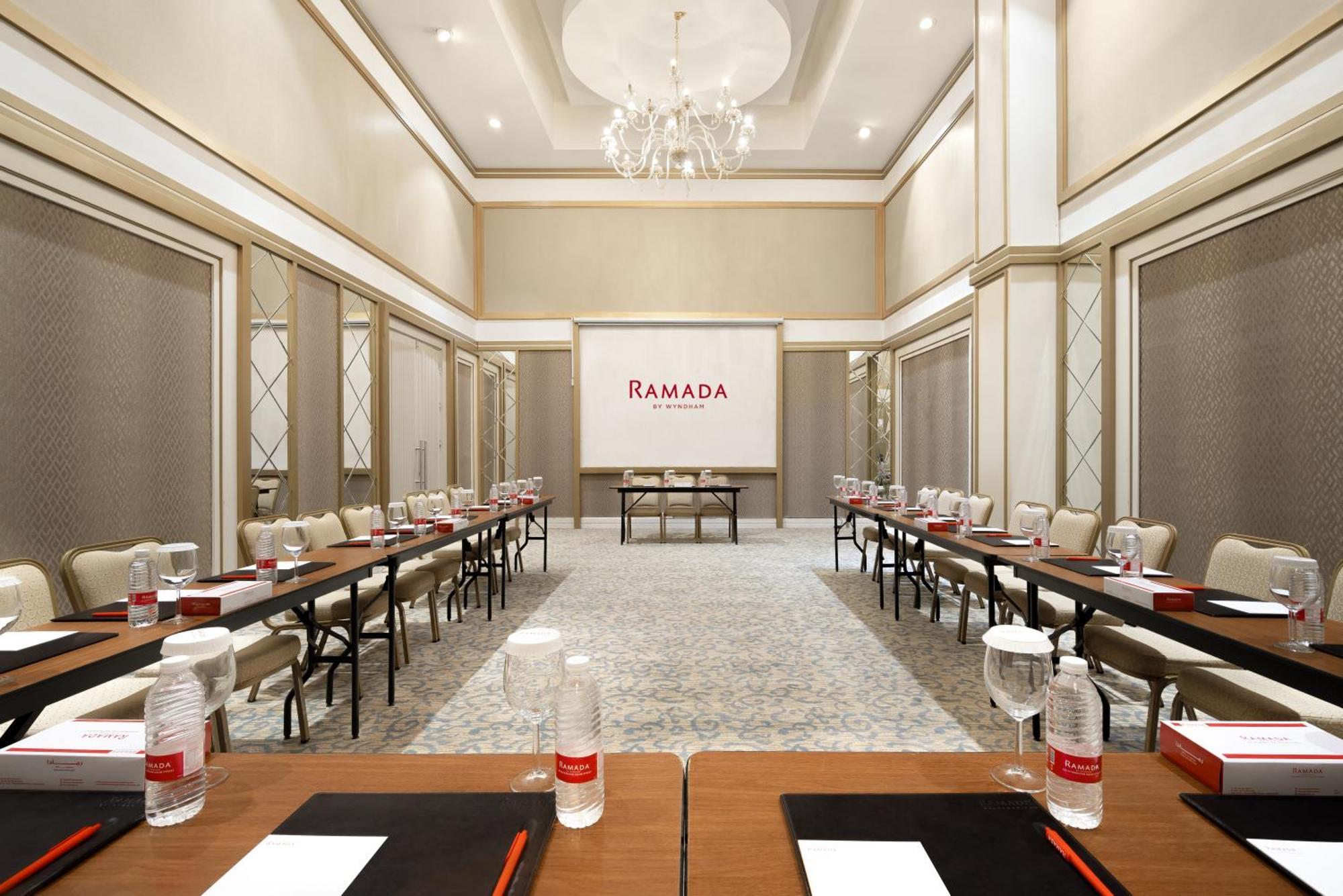 Ramada By Wyndham - Sulaymaniyah Salim Street Hotel Exterior photo
