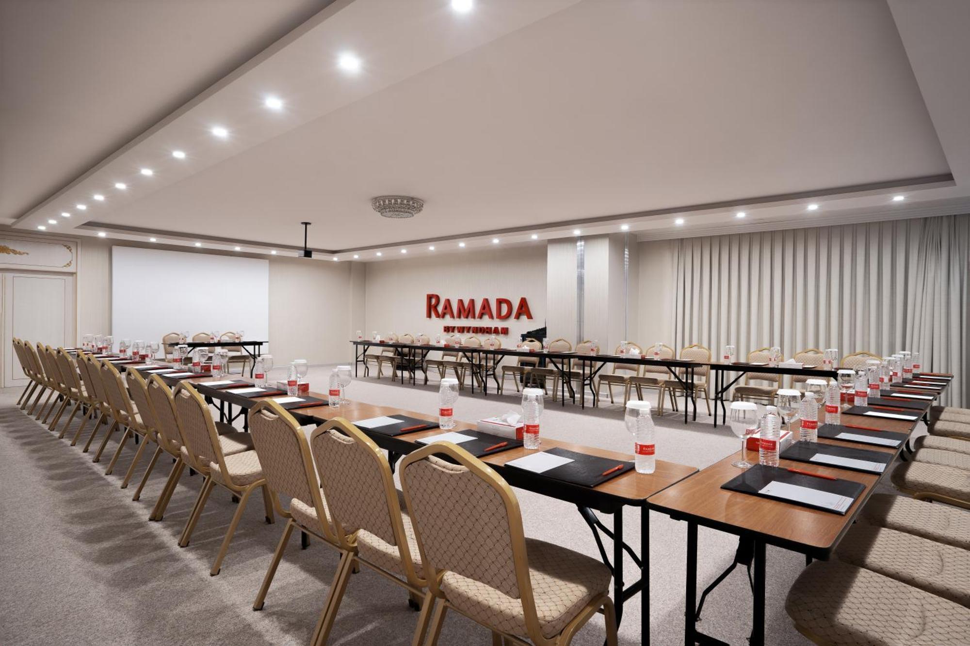 Ramada By Wyndham - Sulaymaniyah Salim Street Hotel Exterior photo